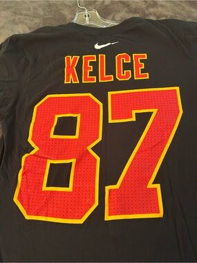 Kansas City Chiefs Travis Kelce #87 Player Tee - Like New